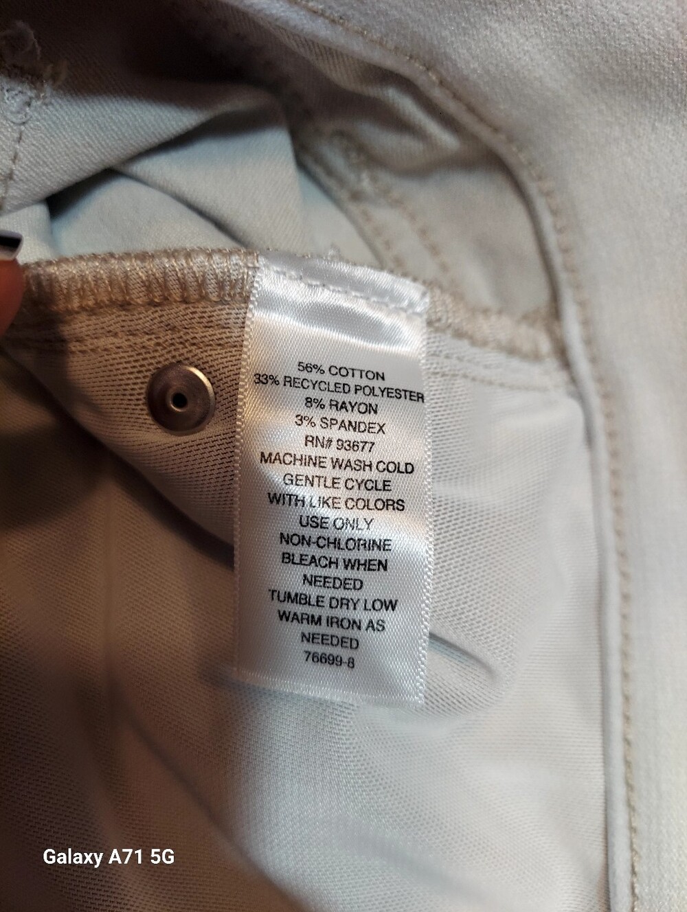 Womans Liz Claiborne Brand Beige Casual Crop Pants Size 18 NWT - Picture 8 of 8